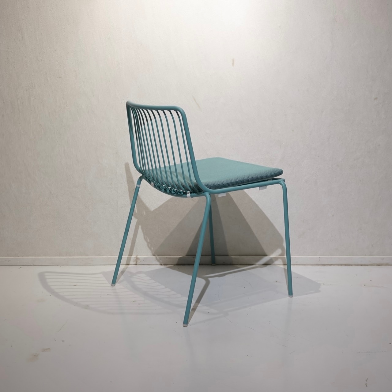 Pedrali ペドラリ NOLITA ノリタ ダイニングチェア アームレス チェア 椅子 アウトドア モダン ミニマル