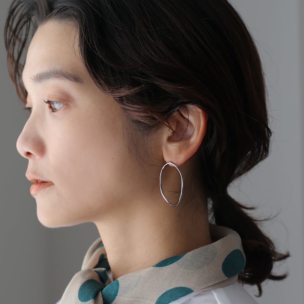 shesay アシンメトリーピアス | Zakka so-la