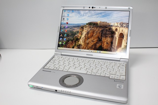 中古ノートPC】Lenovo〈Ideapad L340 Gaming〉Core i7/SSD512GB/メモリ 