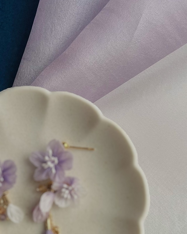 舞う桜 　夜桜〜ソメイヨシノ