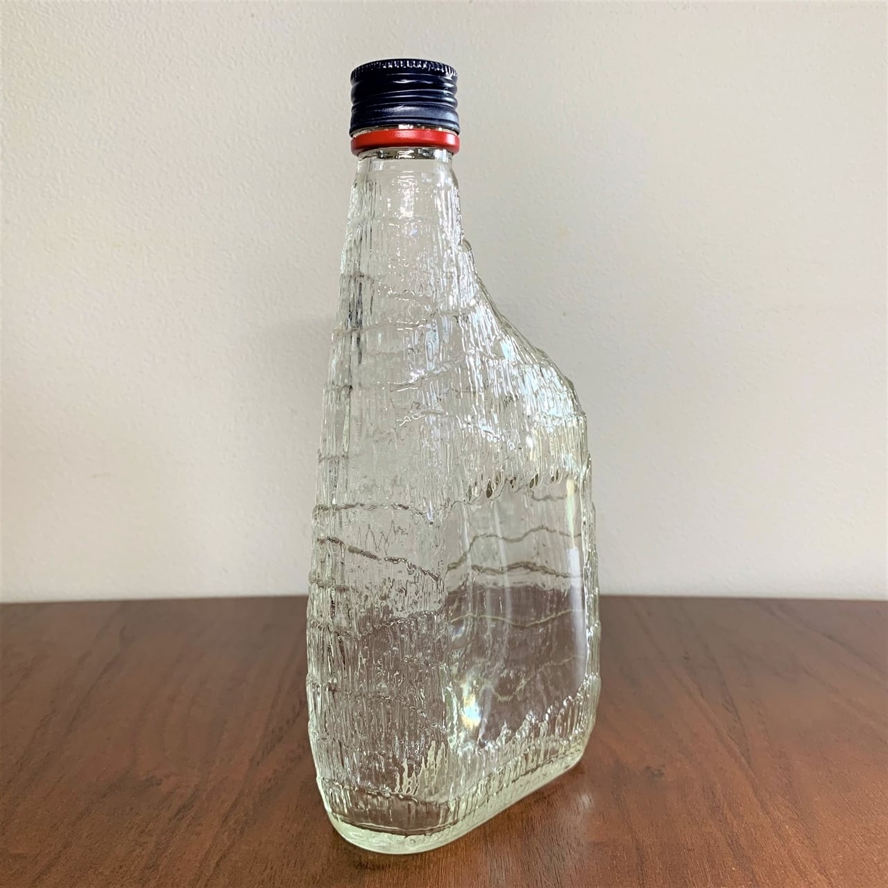 64977562679fe3b05a7a0da85d69d2