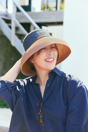 丸めて洗える SUMMER HAT ベージュ×紺