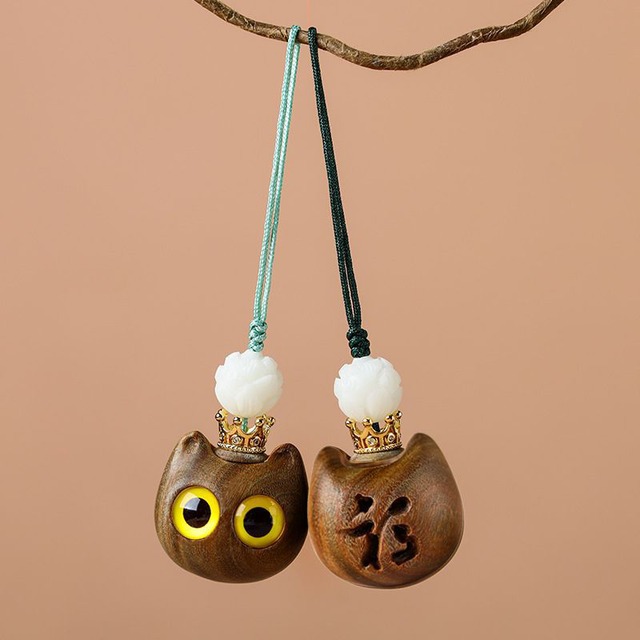 ♥黒檀に宿る、招き猫の福！【QIONGRUIシリーズ】★飾り物★ 檀木 2個 アクセサリー 小さい 可愛い 猫