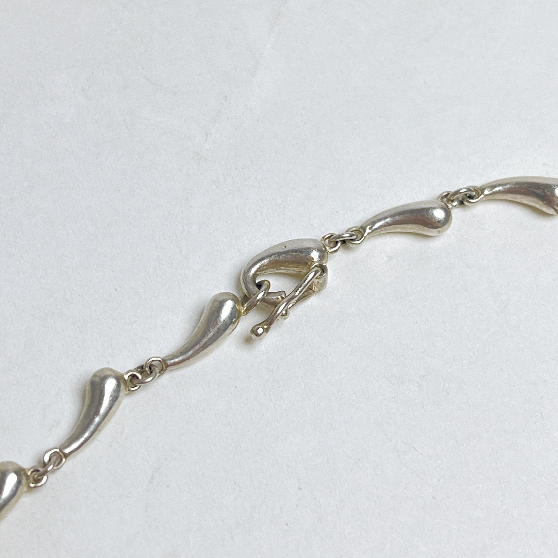 【ひろ】【極美品】ティファニー ティアドロップ ブレスレット 925 ティファニーティアドロップリンクブレスレット925