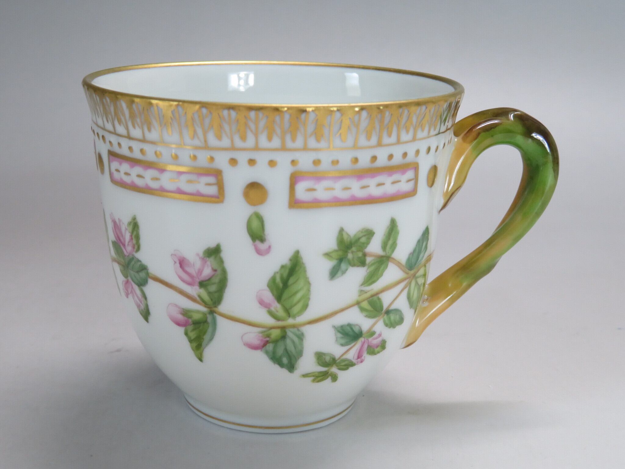 ロイヤルコペンハーゲン フローラダニカ カップ&ソーサー | crescendo