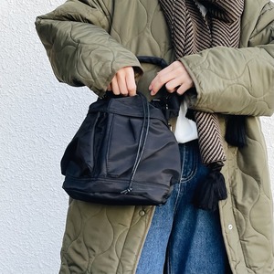 Out pocket drawstring bag (black)