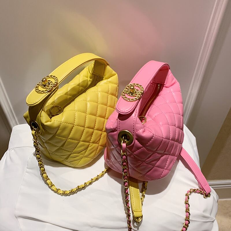 人気のスモールバッグレディースバッグ2020夏の新しい流行のファッションワイルドインメッセンジャーバッグネットレッドレディースハンドバッグ 手作りハンドバック96426568218