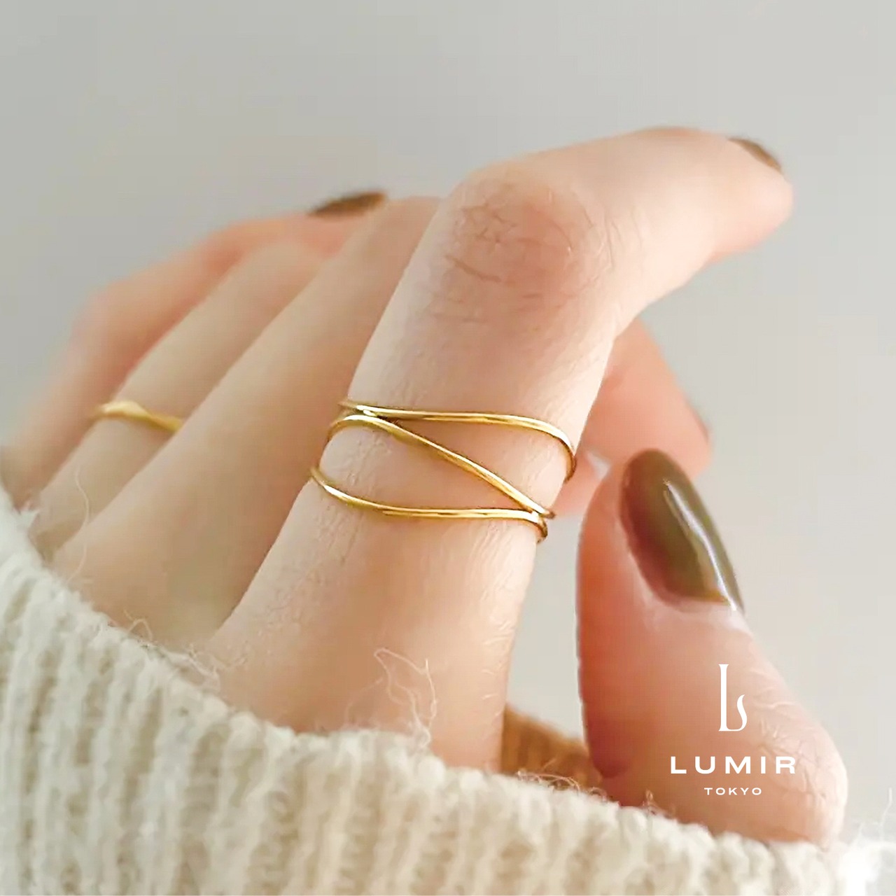 クロスオーバーレイヤードリング