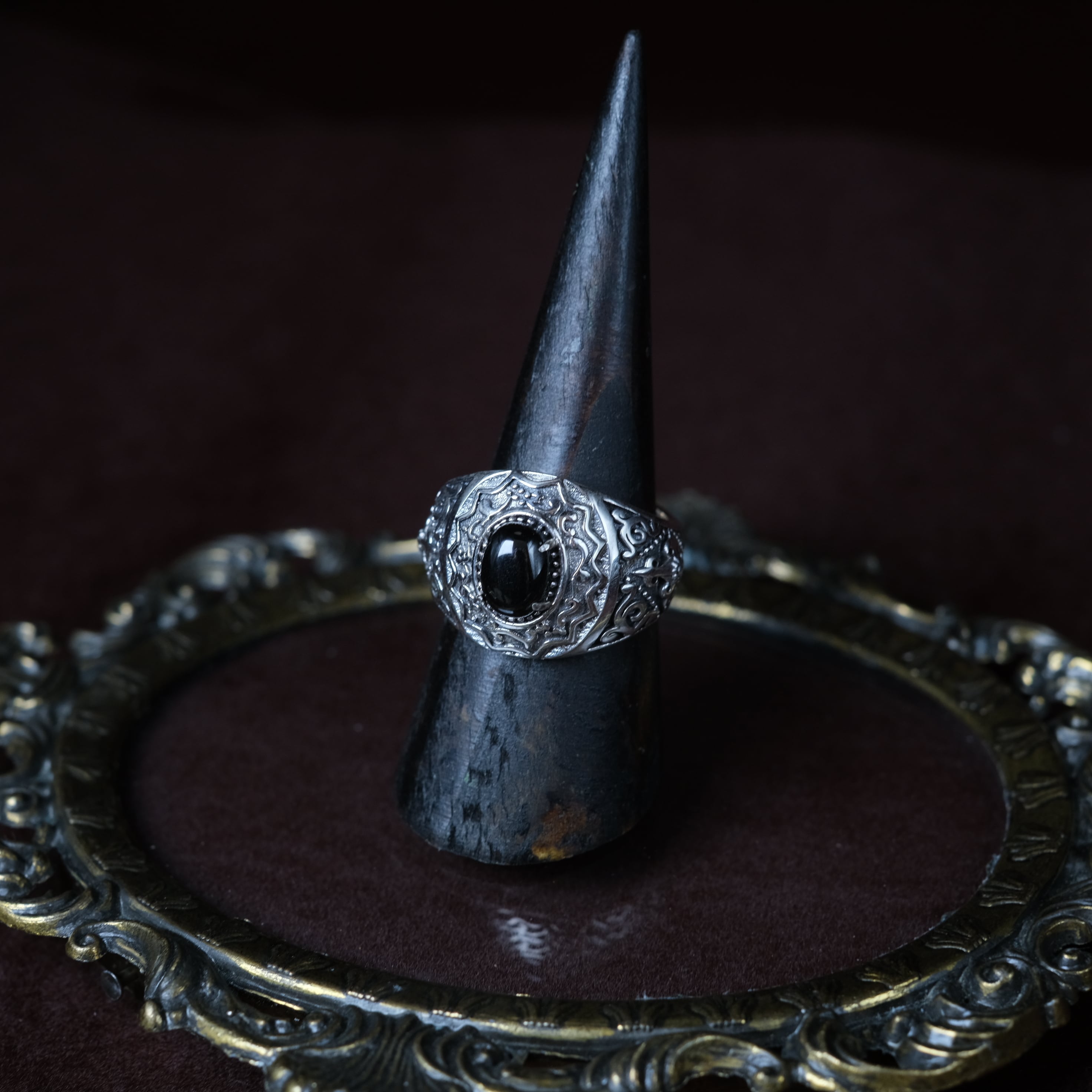 シルバー925 silver オニキス総彫りデザインリング/軽研磨仕上げ/17号