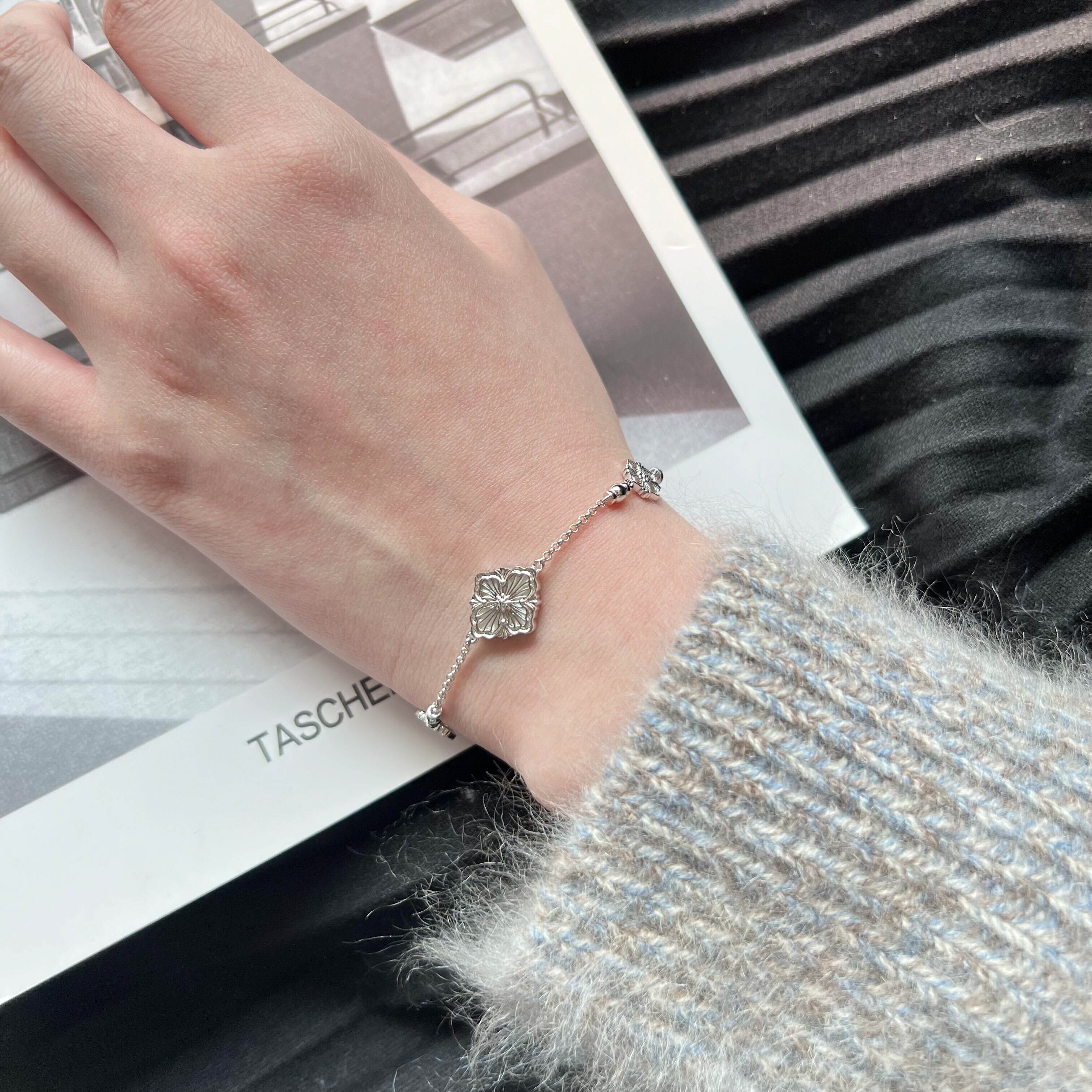 Silver925リバーシブルクロバーモチーフブレスレット | hoshine