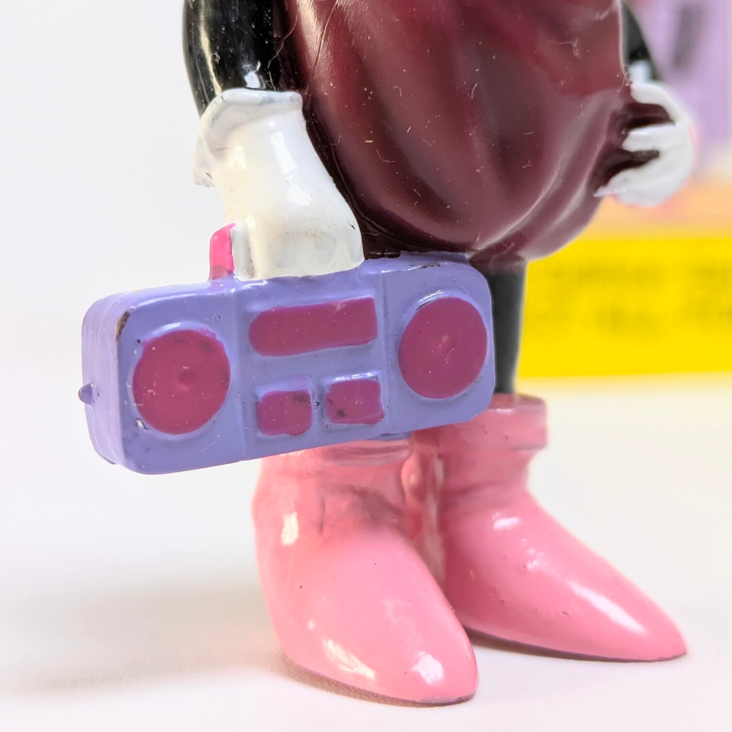 ☆ VINTAGE 1991 ☆ 【 California Raisins（カリフォルニアレーズン）】『 Alotta Stile ( アロッタ・スタイル ) / Hardee's / CARD有り 』 ハーディーズ ミールトイシリーズ / PVC フィギュア ビンテージトイ 〚アメリカン雑貨 アメトイ〛