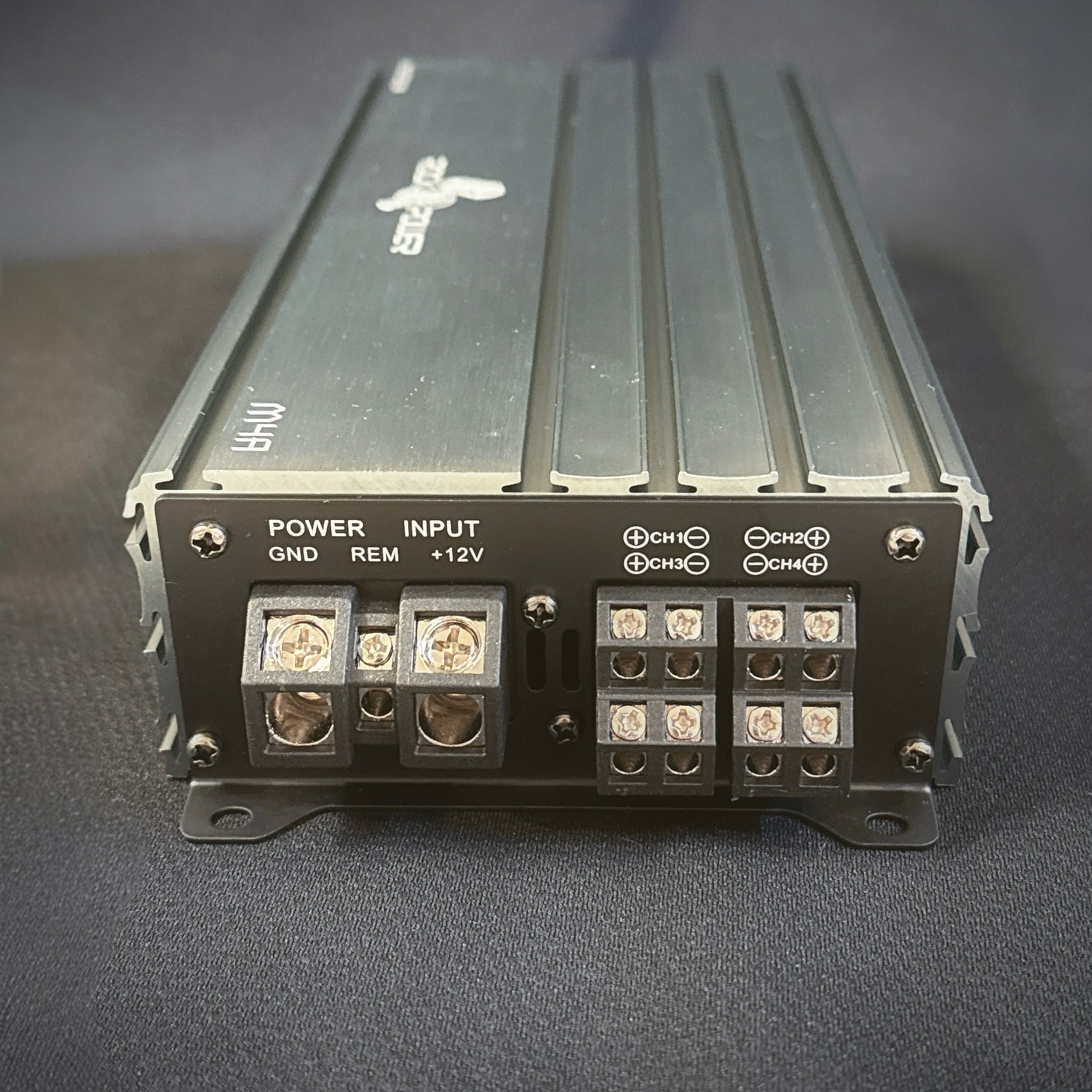 国内正規品】ROCK POWER 「M4A」 4chパワーアンプ 90W×4ch(4Ω)、135W