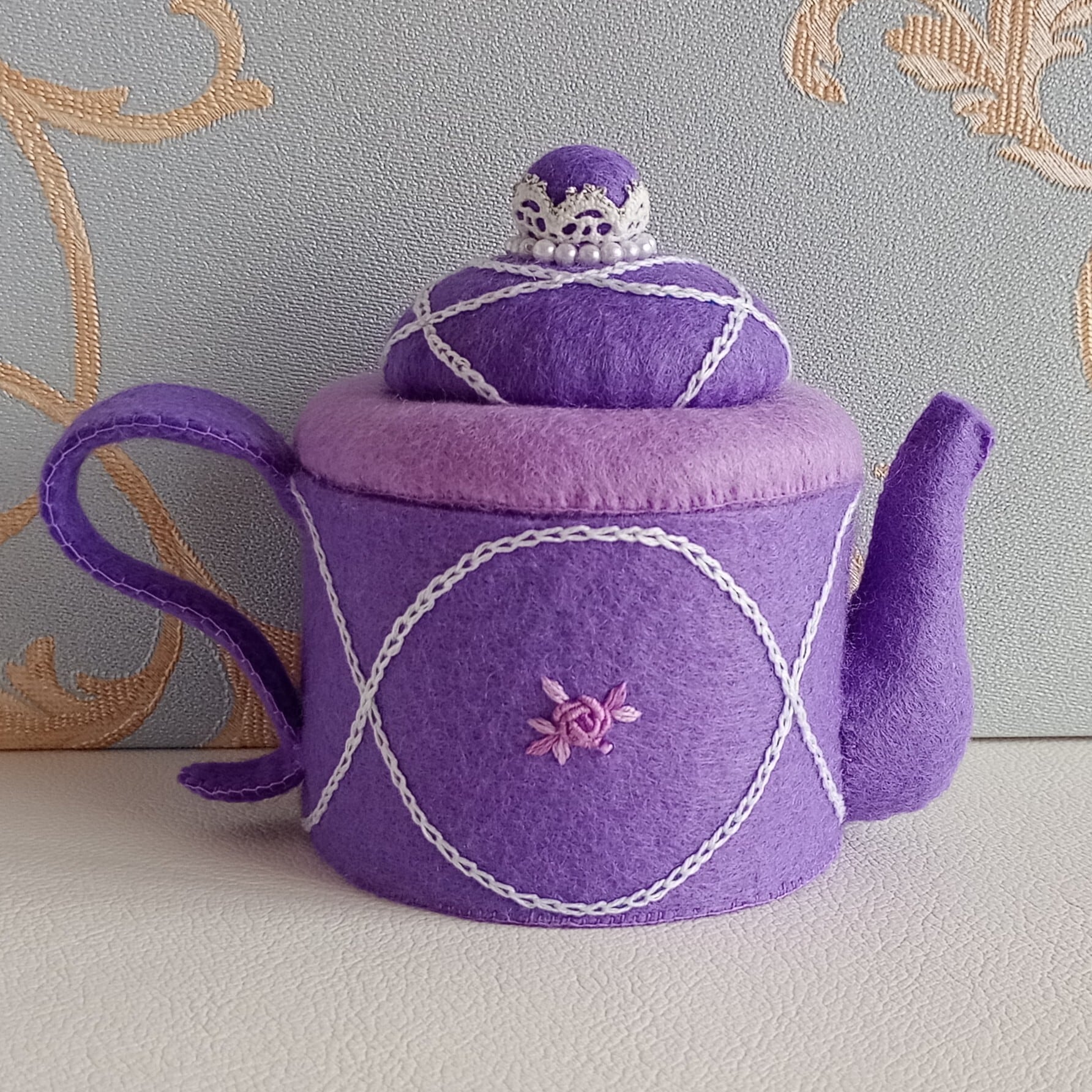 プリンセスのティーセット＊藤色＊ | カナの青い箱【フェルト＆刺繍の