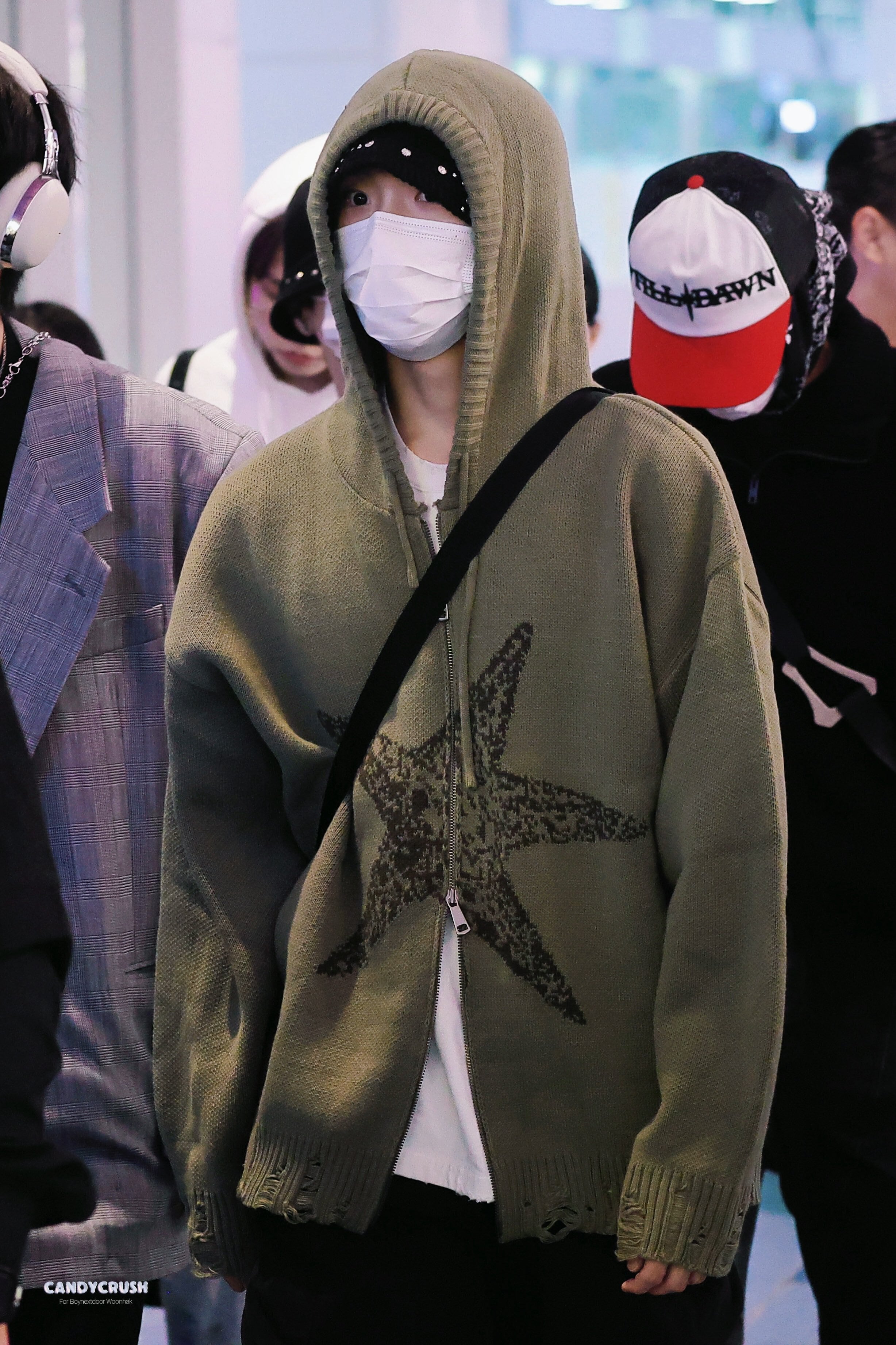 もごつ在庫！☆BOYNEXTDOOR ウナク 着用！！【MAINBOOTH】Starfish