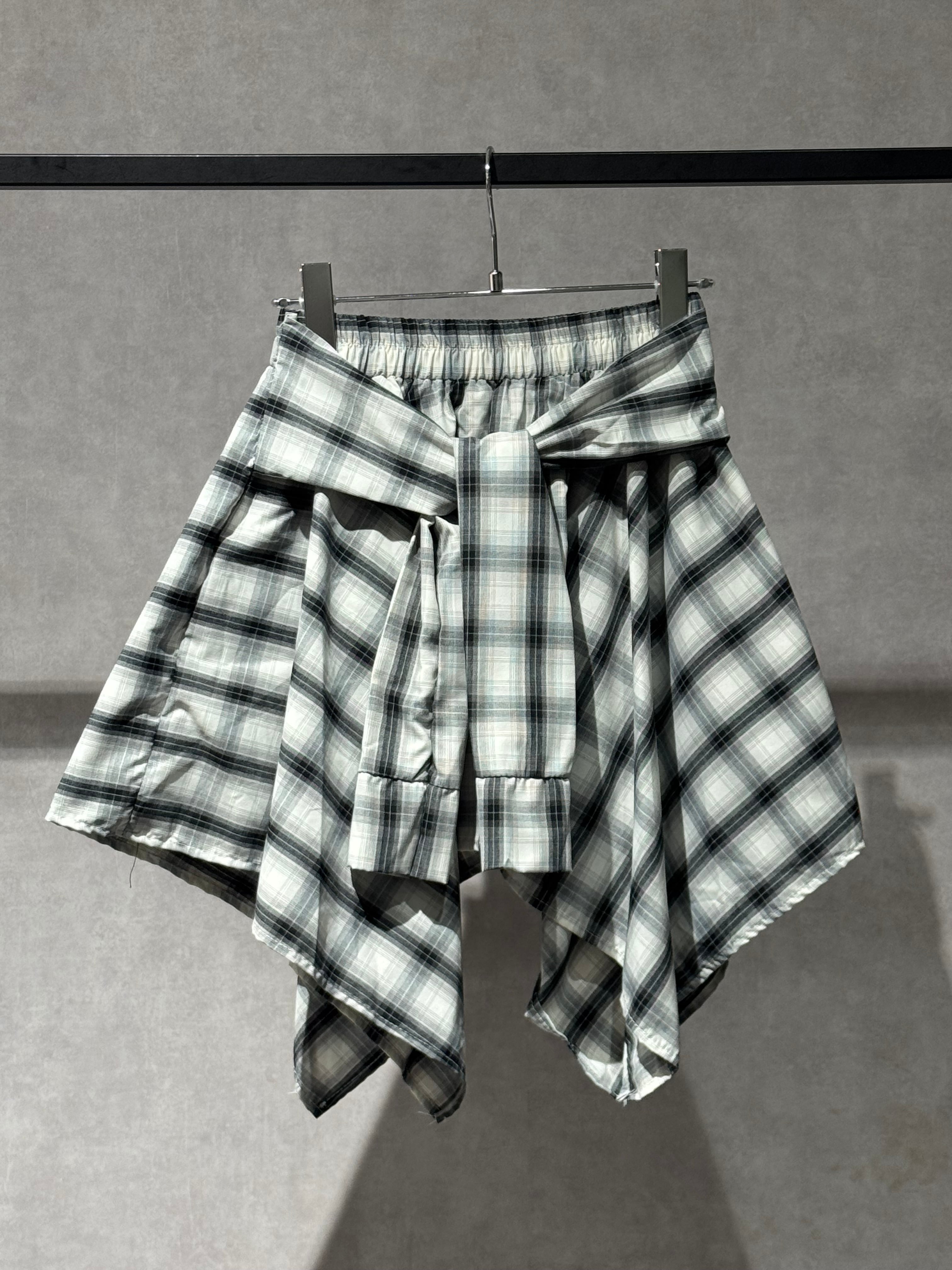 irregular hem wrap style short pants