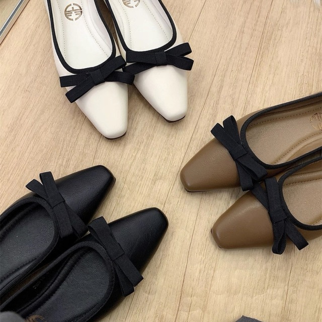 スクエアトゥ リボンフラットシューズ　W00304