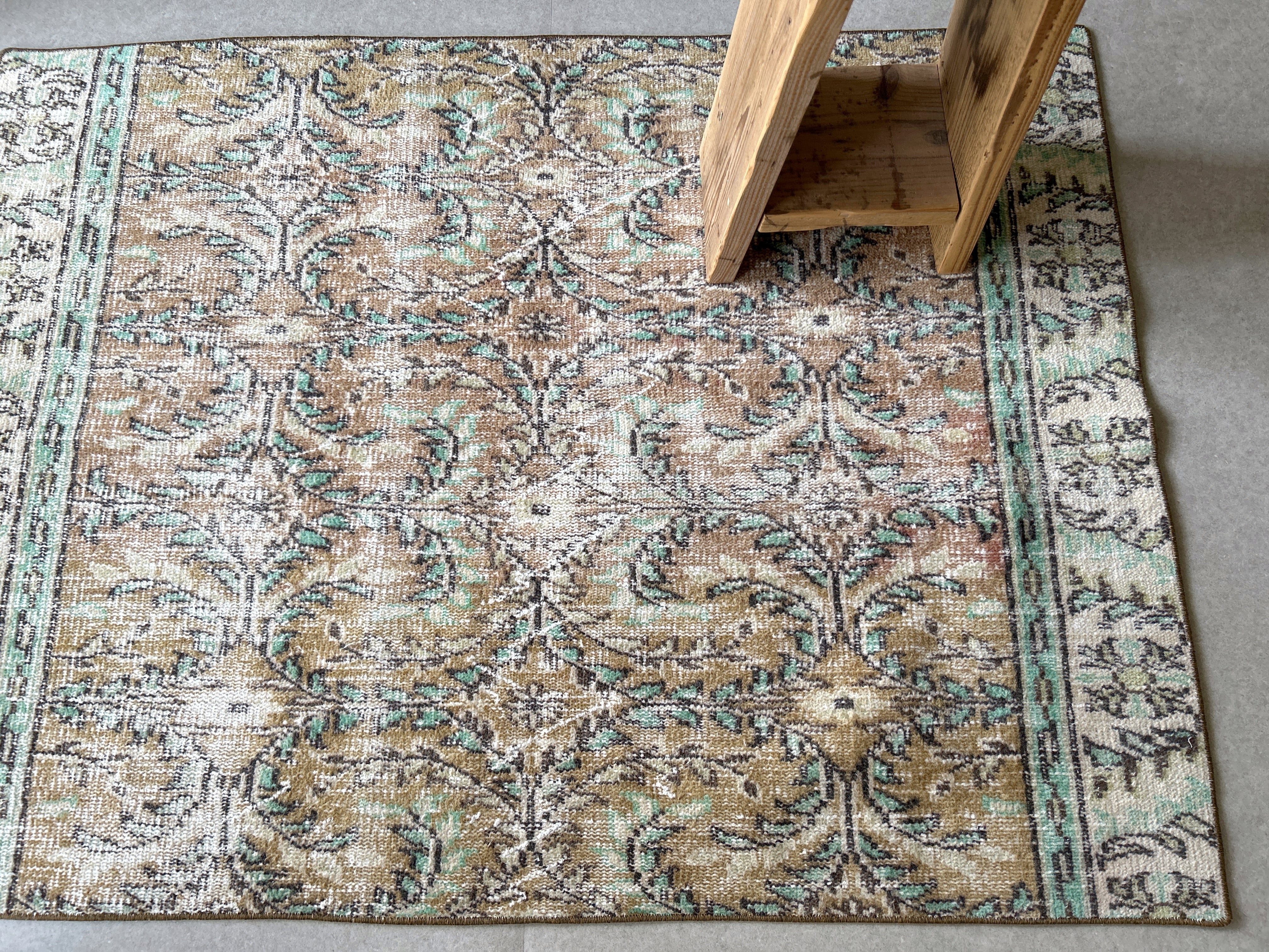 Turkish rug | SEANA｜ヴィンテージラグ