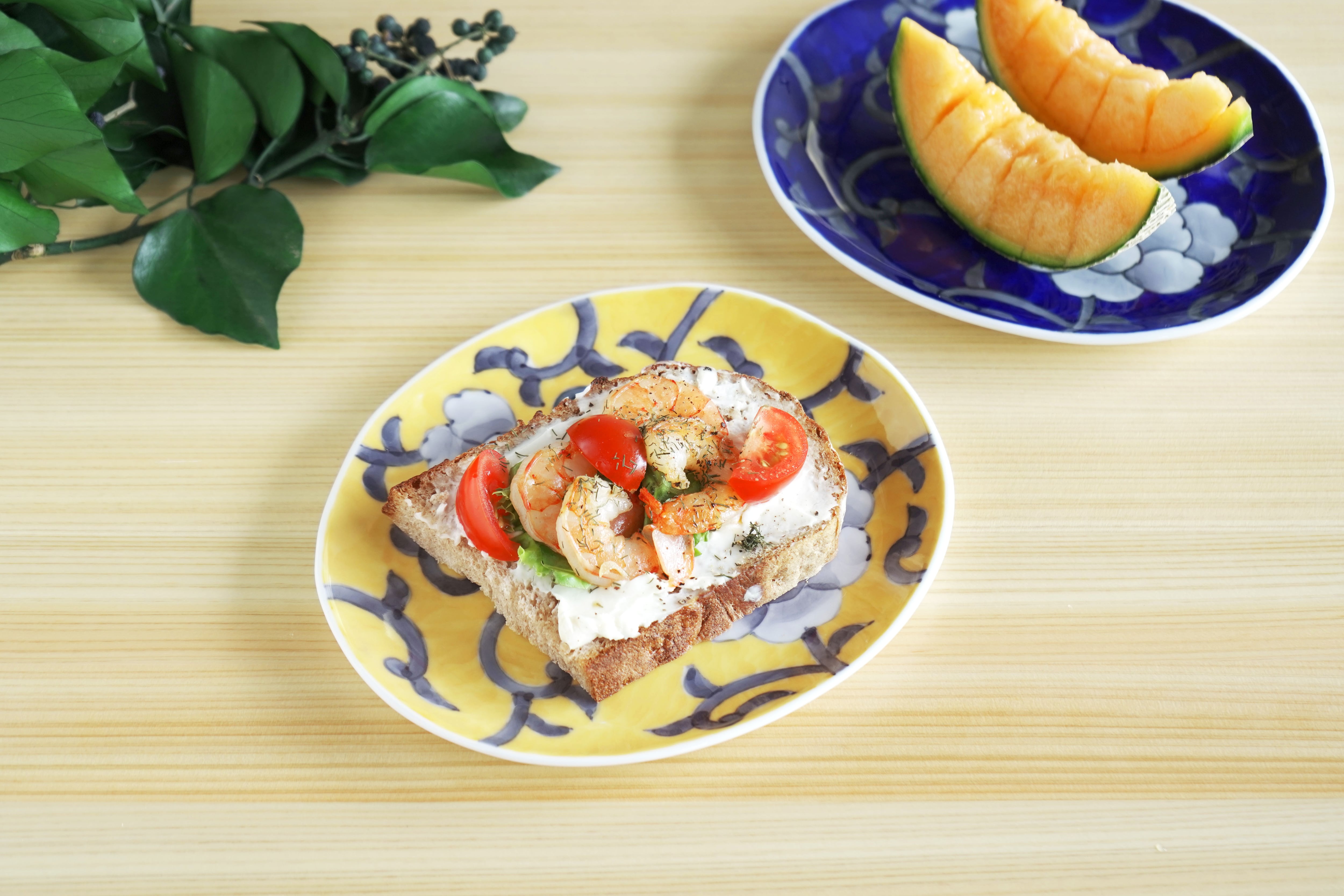 牡丹唐草パン皿 納期最長2ケ月 | 有田焼～花の器～泰山