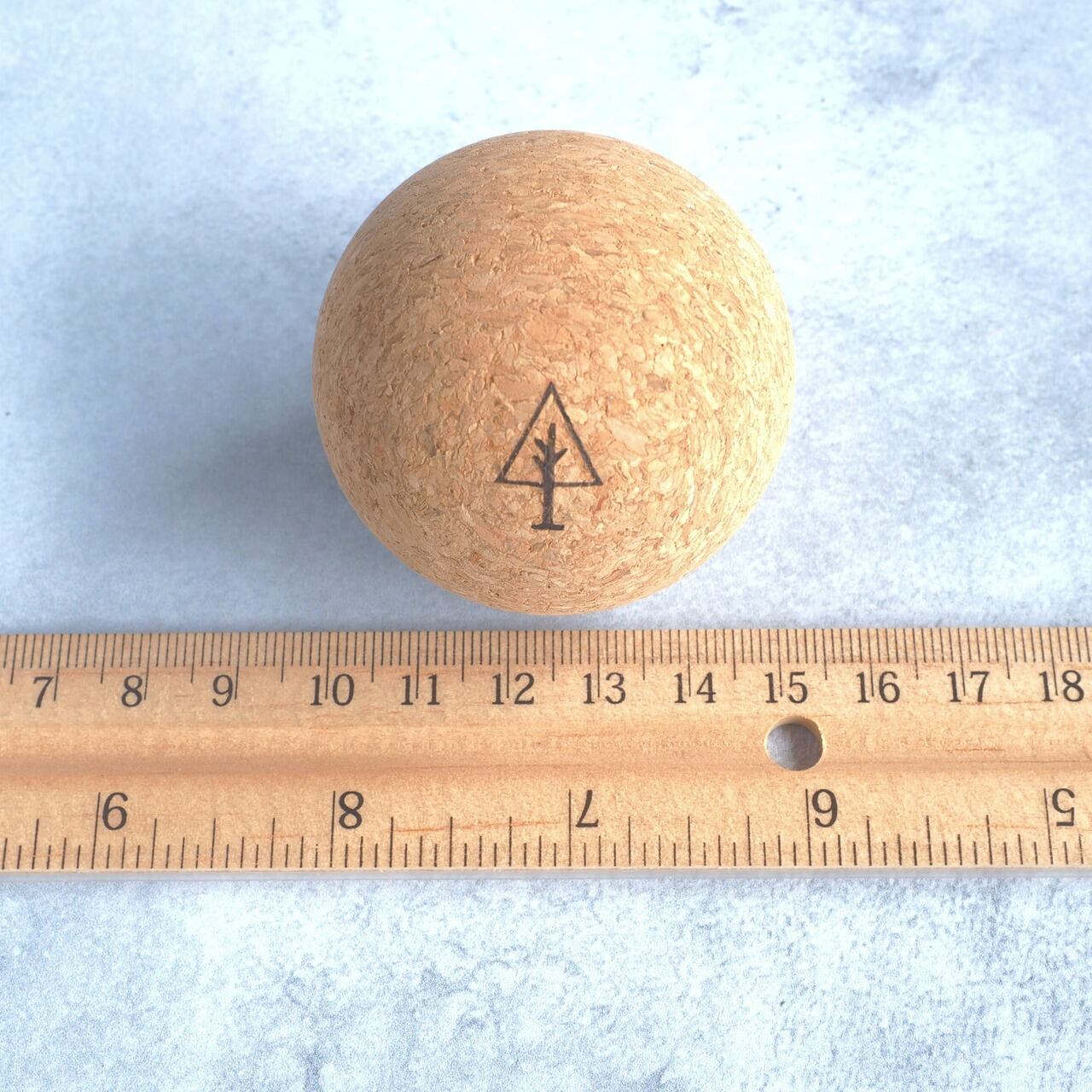 Rawlogy / Mini 1.9” Travel Cork Massage Ball | ssaw 紀伊半島にある
