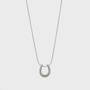 U-shape necklace