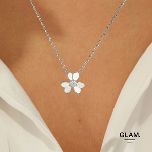 【数量限定】エレガントフラワージルコニアネックレス