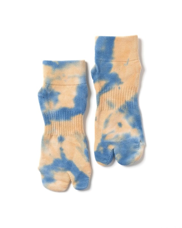 NODAL Tie Dye Ankle Socks LIGHT ORANGE × BLUE