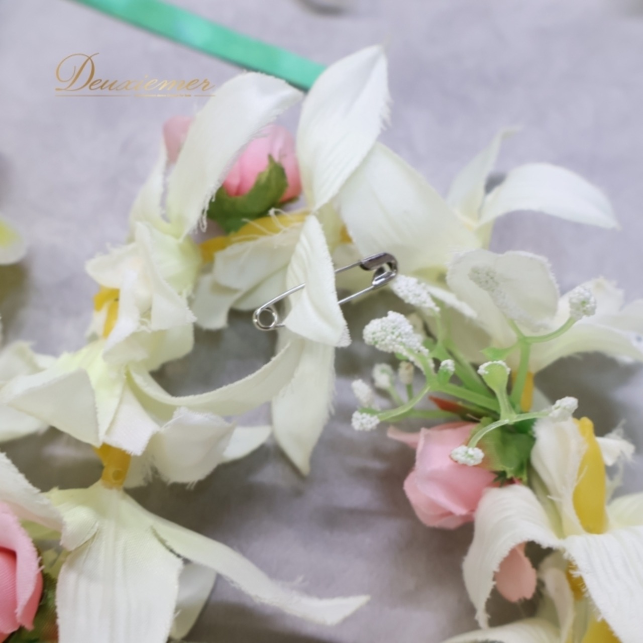 フラダンス 小物 まとめ売り 70点以上 セット レイ フラワーレイ クウペエ ネックレス シェルレイ ククイ パウケース 赤 白 黄 緑 ピンク カラフル アクセサリー ヘアクリップ ヘアアクセサリー タヒチアン ホワイト系 グリーン系 レッド系 イエロー系