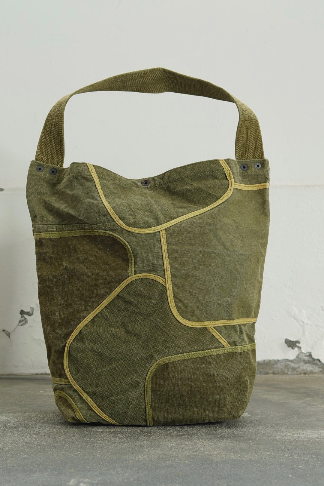 YVES ANDRIEUX - PATCH TOTE "DUFFEL BAG FLAP"