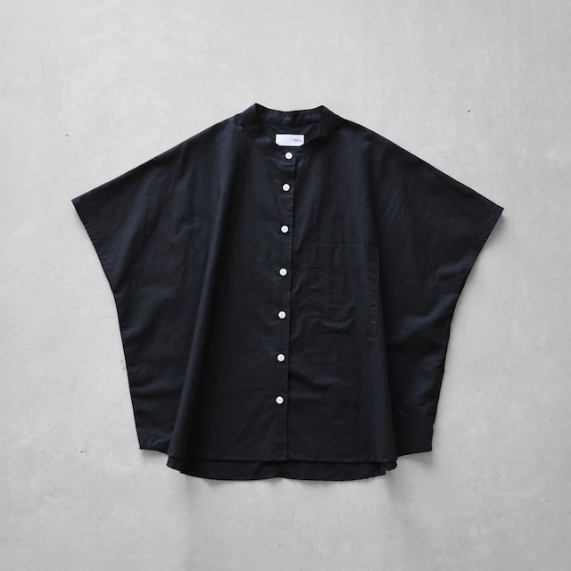 HUIS / コットンリネンバンドカラー半袖ワイドブラウス - ブラック