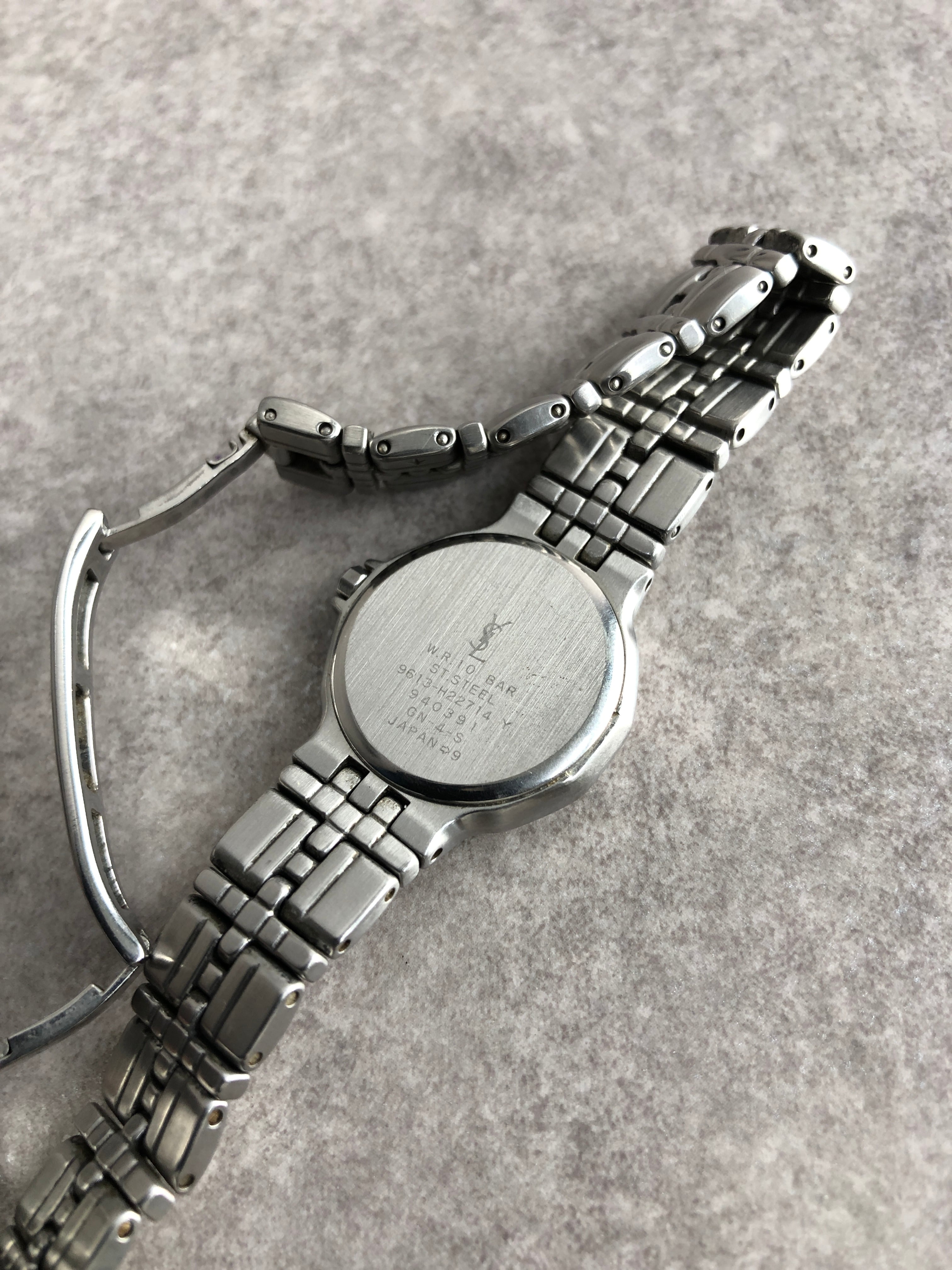 Yves Saint Laurent イヴ・サンローラン 腕時計 シルバー ステンレス