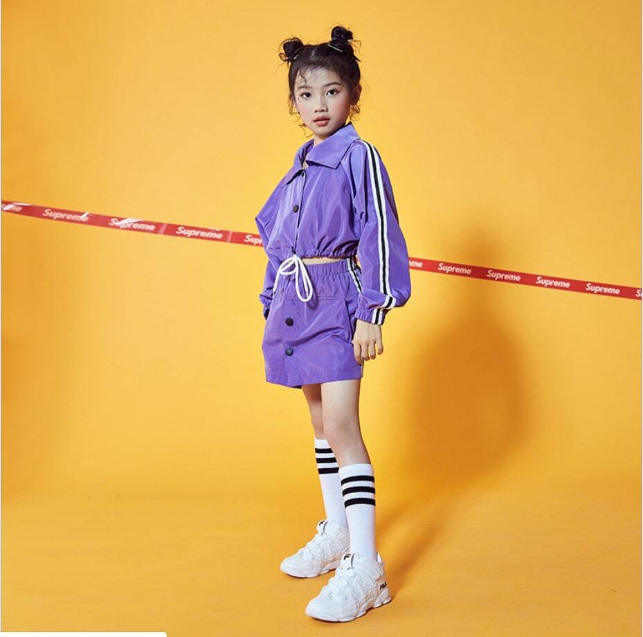 予約商品 キッズダンス衣装 ライン入りシャカシャカジャケット スカート上下セット ヒップホップ ダンス衣装 ウィンドブレーカー セットアップ ダンス部衣装 発表会衣装 女の子 Hiphop X0086 ダンス衣装の子供服tinygang 予約商品 キッズダンス衣装 ライン入りシャカシャカジャケット スカート上下セット ヒップホップ ダンス衣装 ウィンドブレーカー セットアップ ダンス部衣装 発表会衣装 女の子 Hiphop X0086 ダンス衣装の子供服tinygang