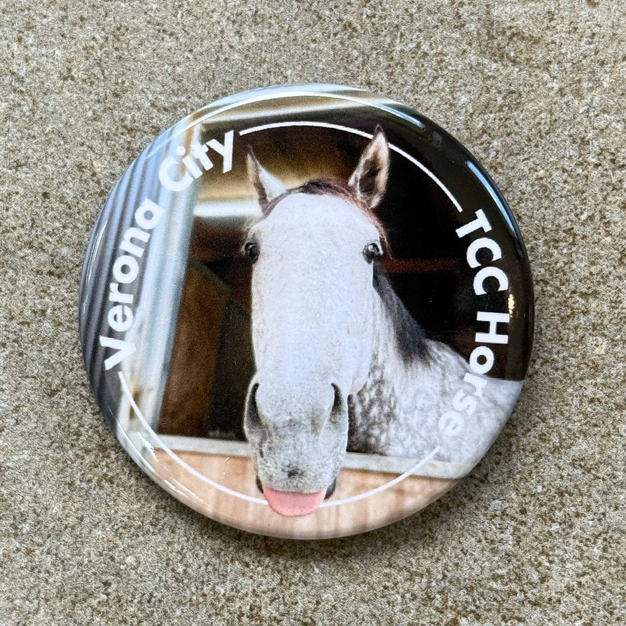 TCCホース缶バッジ ヴェローナシチー