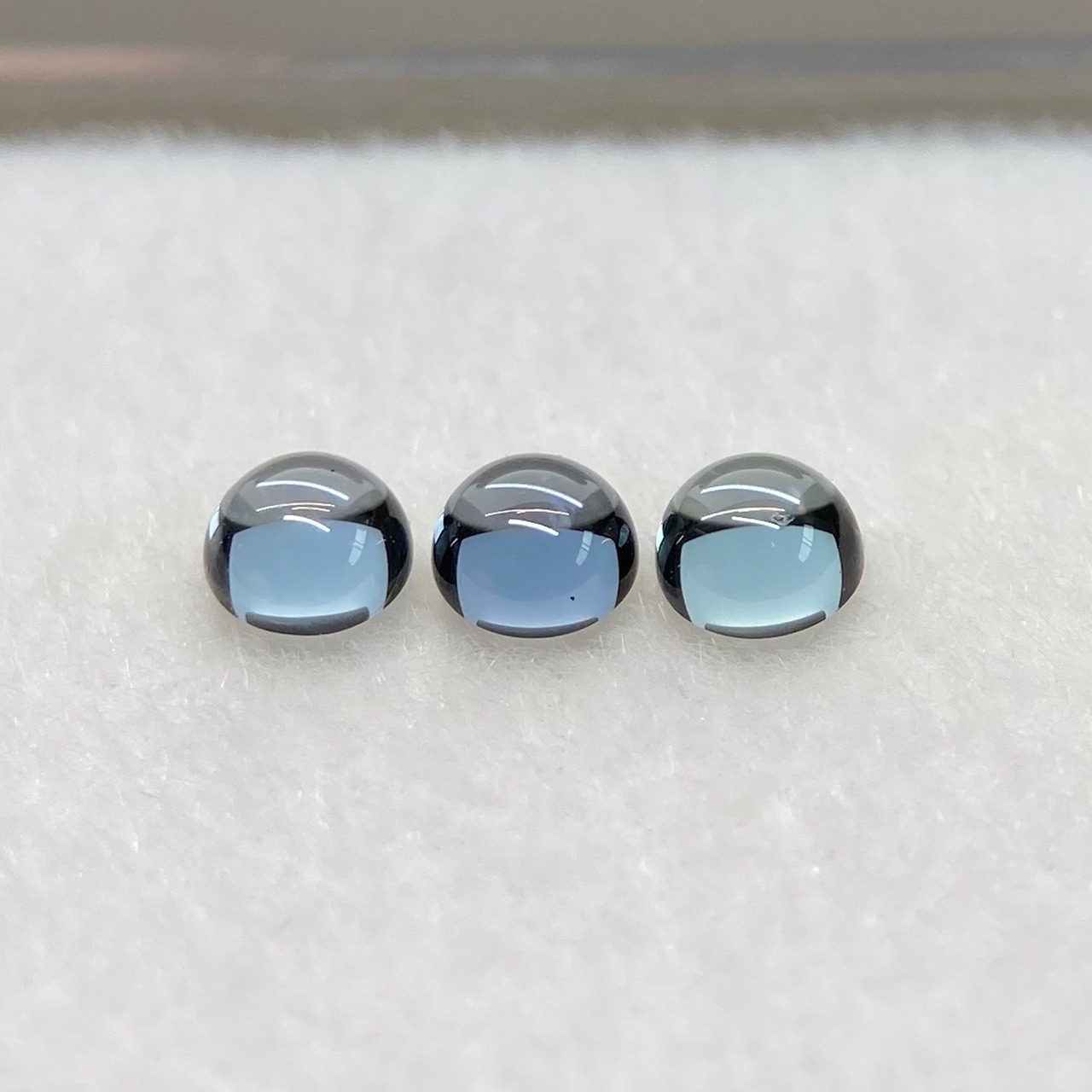 蒼靄のスピネル 3石セット r-0652