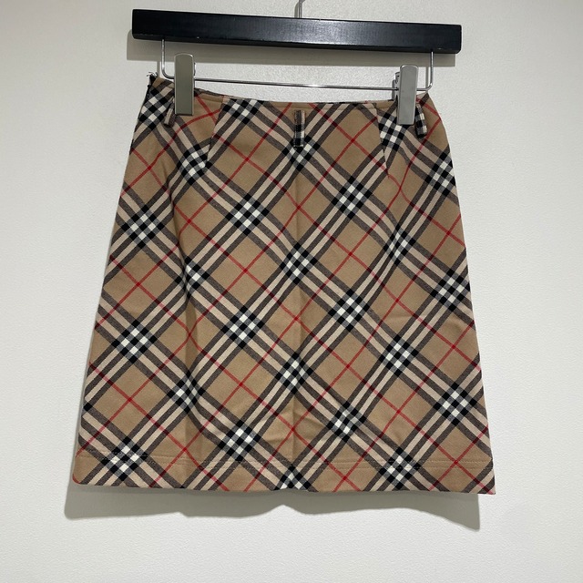 16911 Burberry skirt | blazetorwest