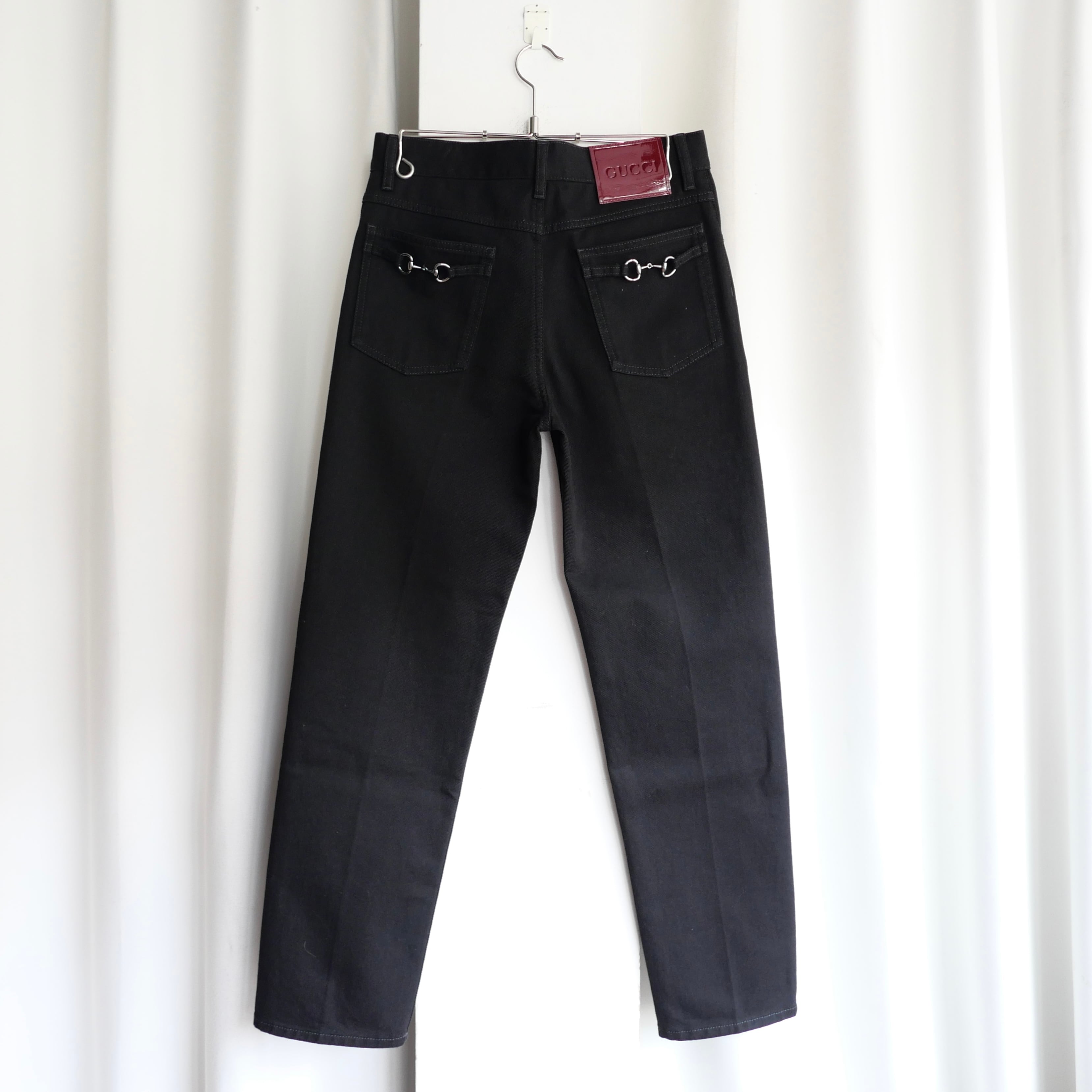 GUCCI HORSE BIT DETAIL BLACK DENIM PANTS | safarionline