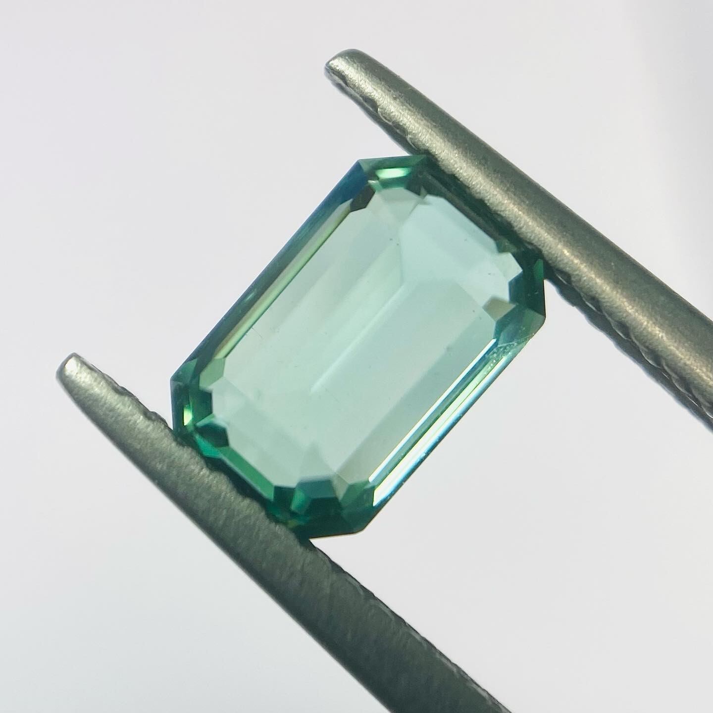 爽やかなミントグリーントルマリン