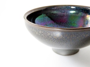 ：佐渡 無名異焼のぐい吞み：虹彩天目