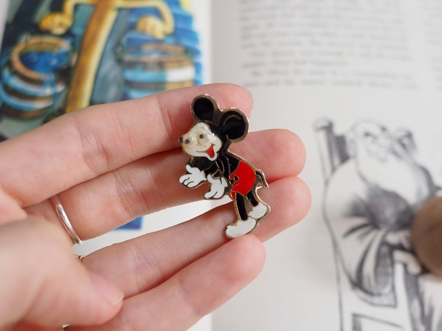 AMERICA Vintage crazy Mickey Mouse pins
