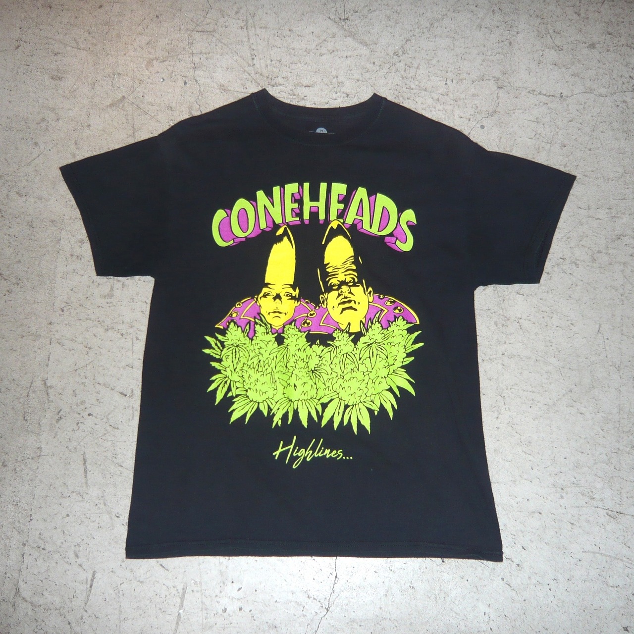 00s CONEHEADS ガンジャ Tシャツ