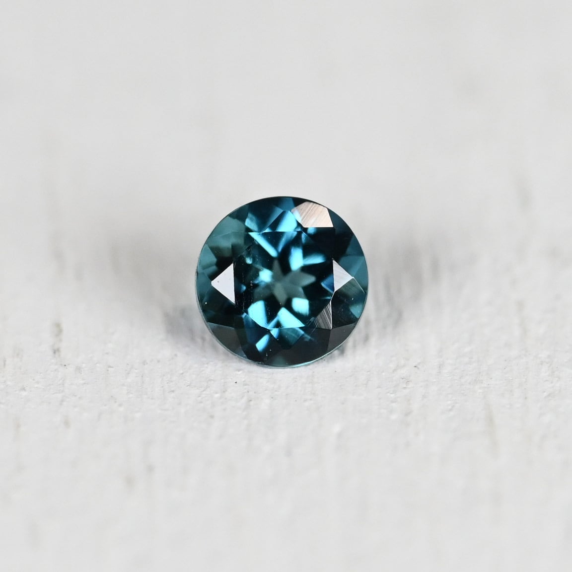 店舗3周年記念特別価格】インディゴライトトルマリン 0.136ct