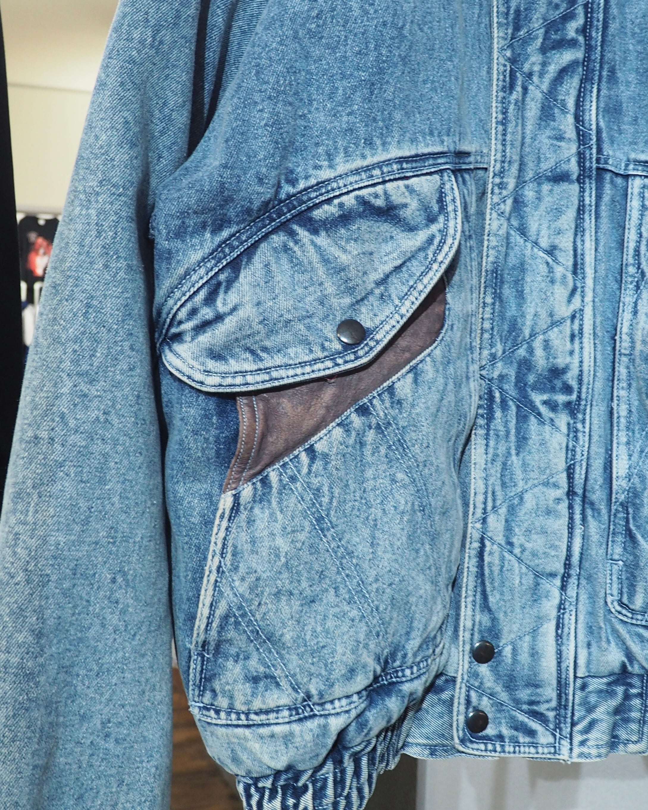 1980s Beautiful Ice Blue × leather docking Over silhouette vintage Denim jacket