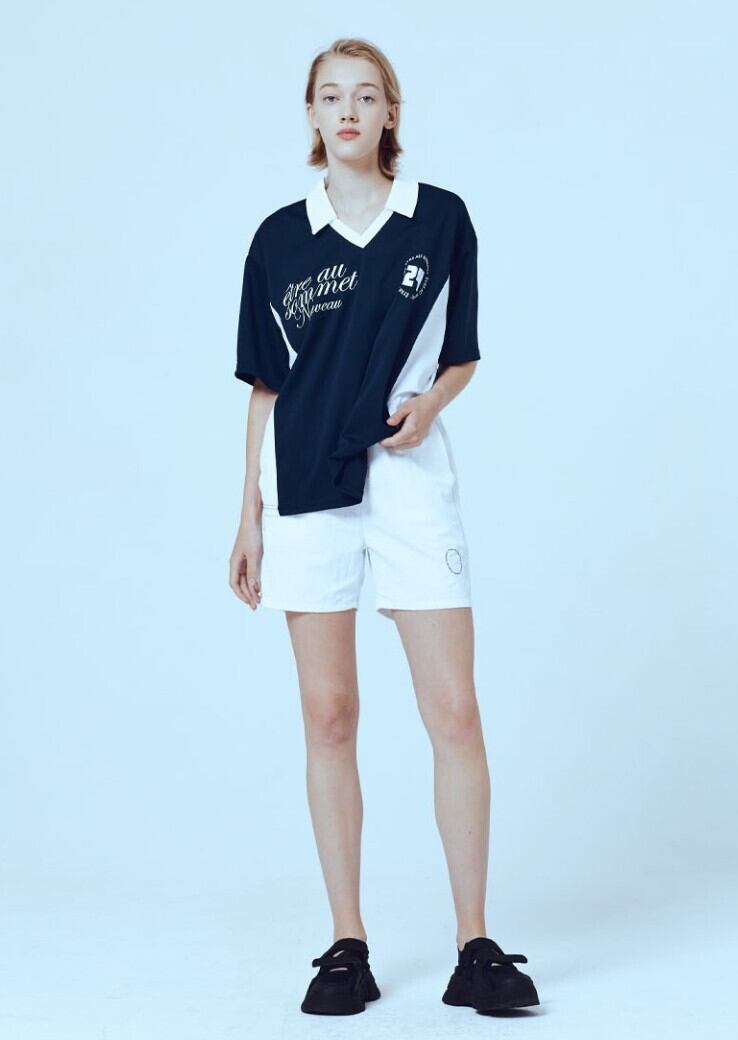 ☆BOYNEXTDOOR リウ 着用！！【ETRE AU SOMMET】Eslit Logo Collar Tee