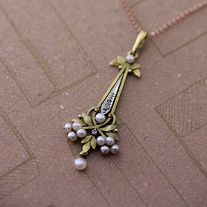 Belle Epoque Pearl & Gold Flower Pendant