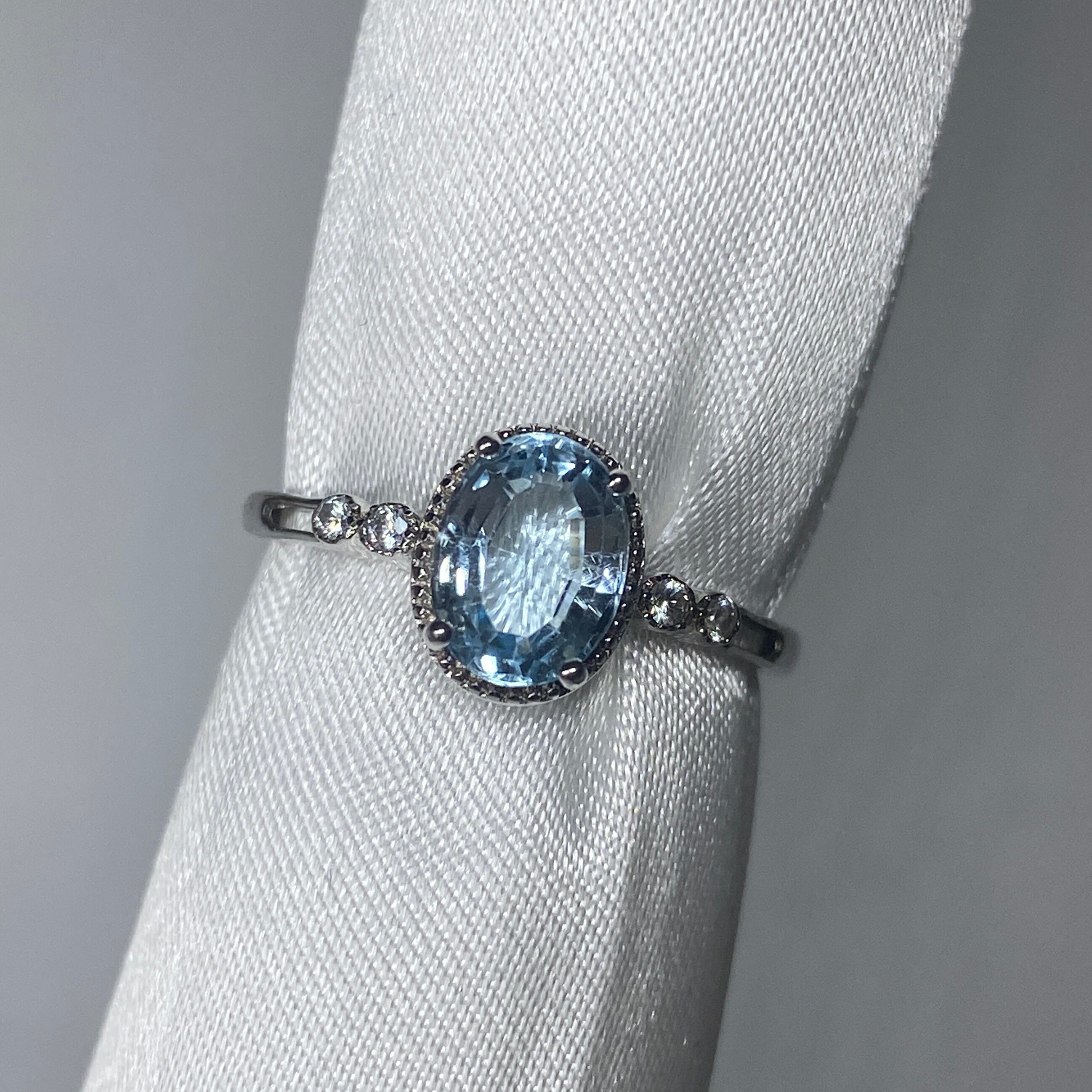 ブルートパーズ