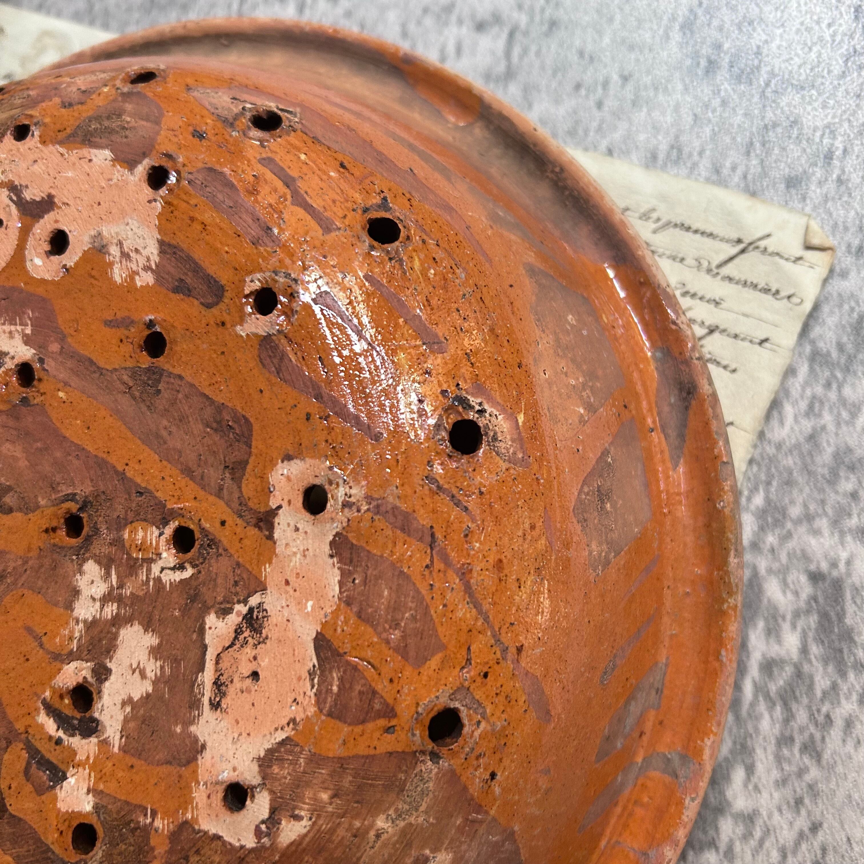 南仏 テラコッタ 深い穴あきボウル フランス アンティークプレート