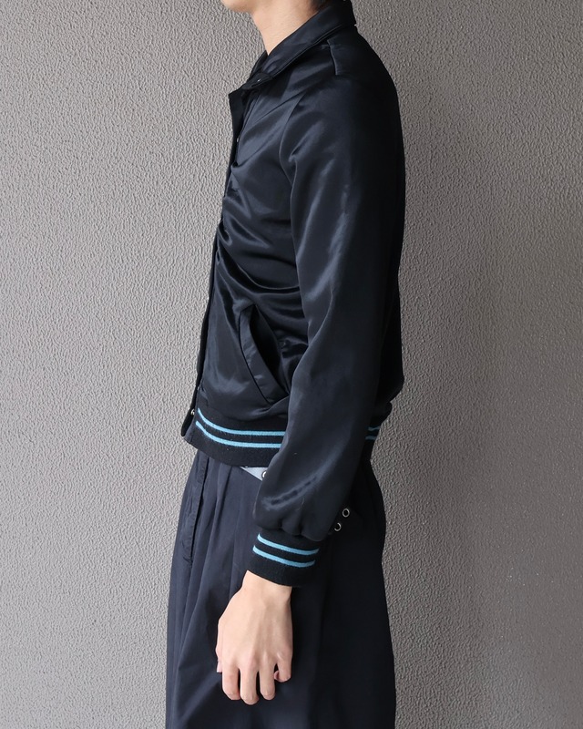 Short length gathered detail snap blouson