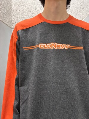 00's "old navy" raglan sleeve cut sew