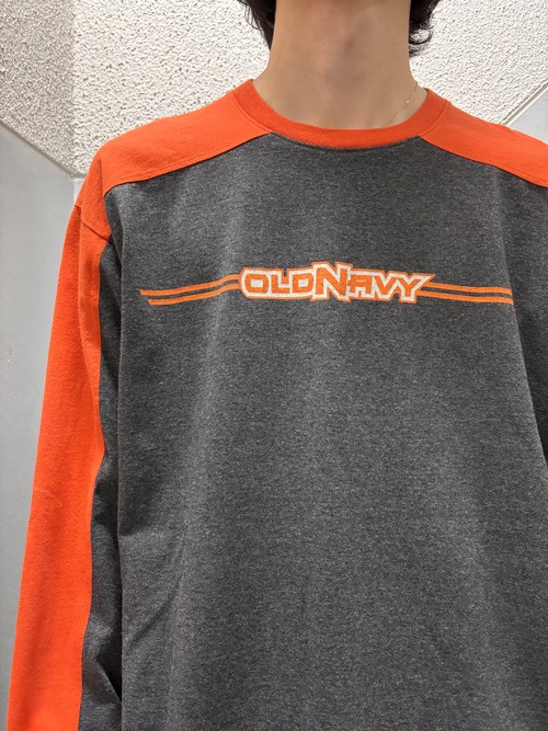 00's "old navy" raglan sleeve cut sew