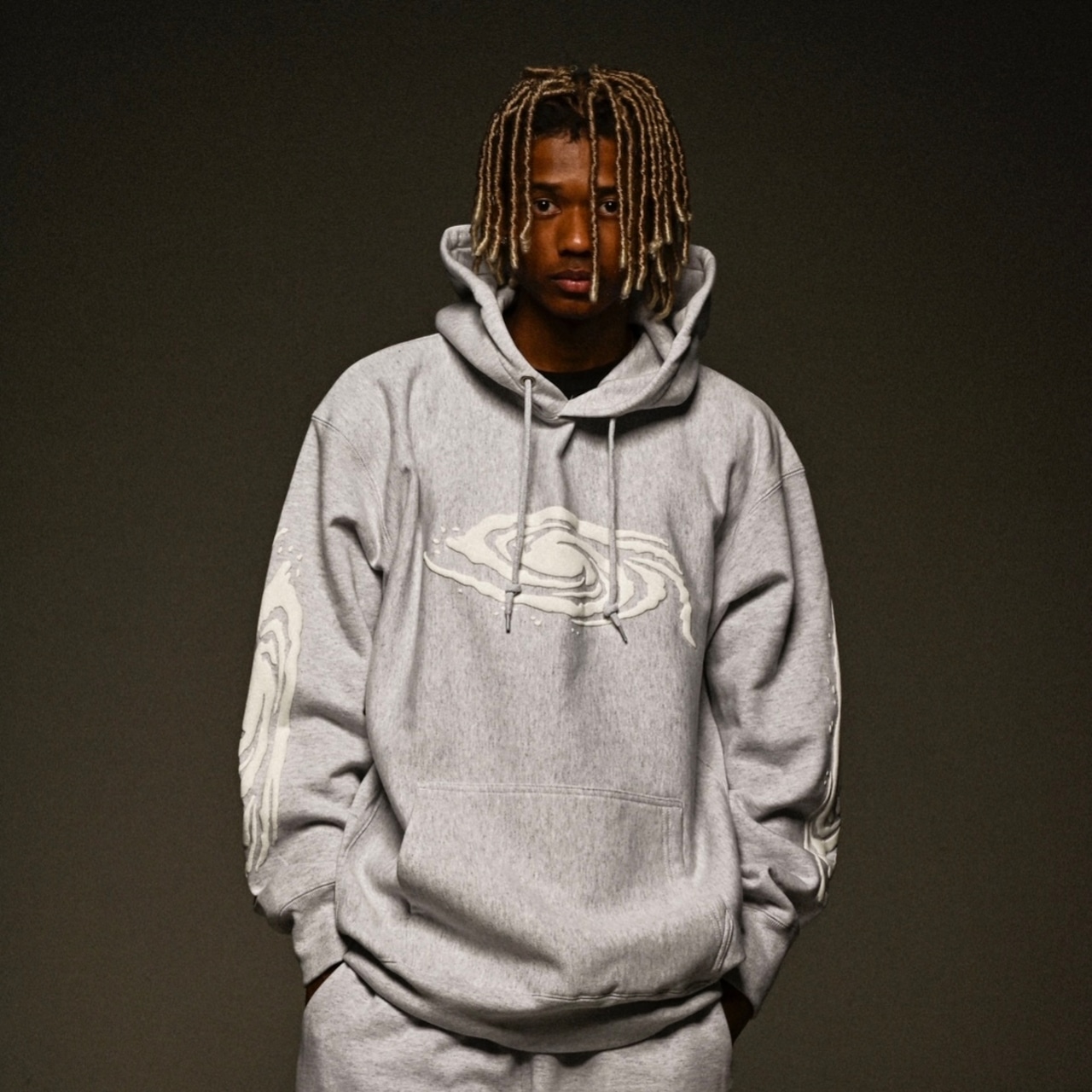 GALAXY HEAVYWEIGHT HOODIE 【Gray】