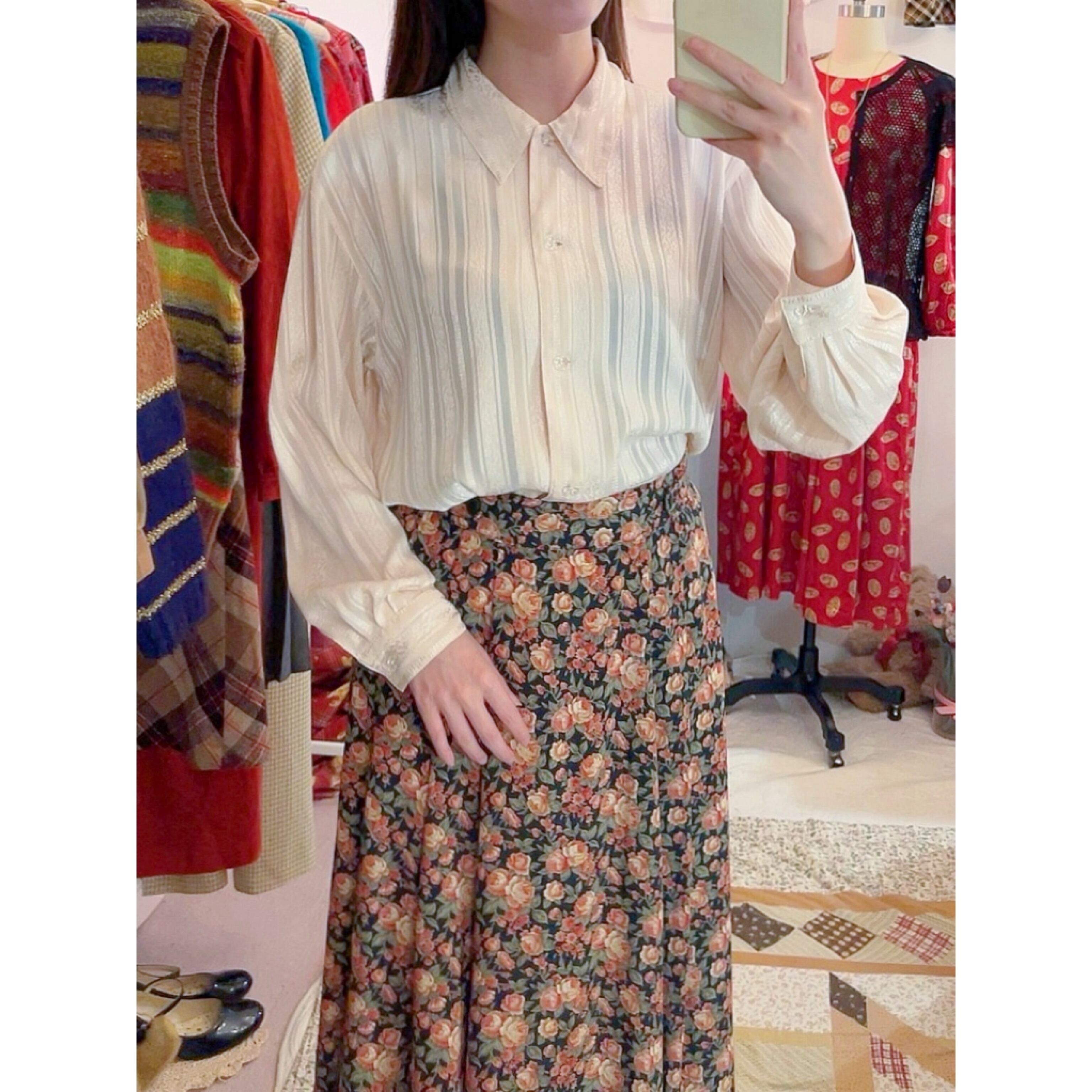 clear button cream stripe blouse